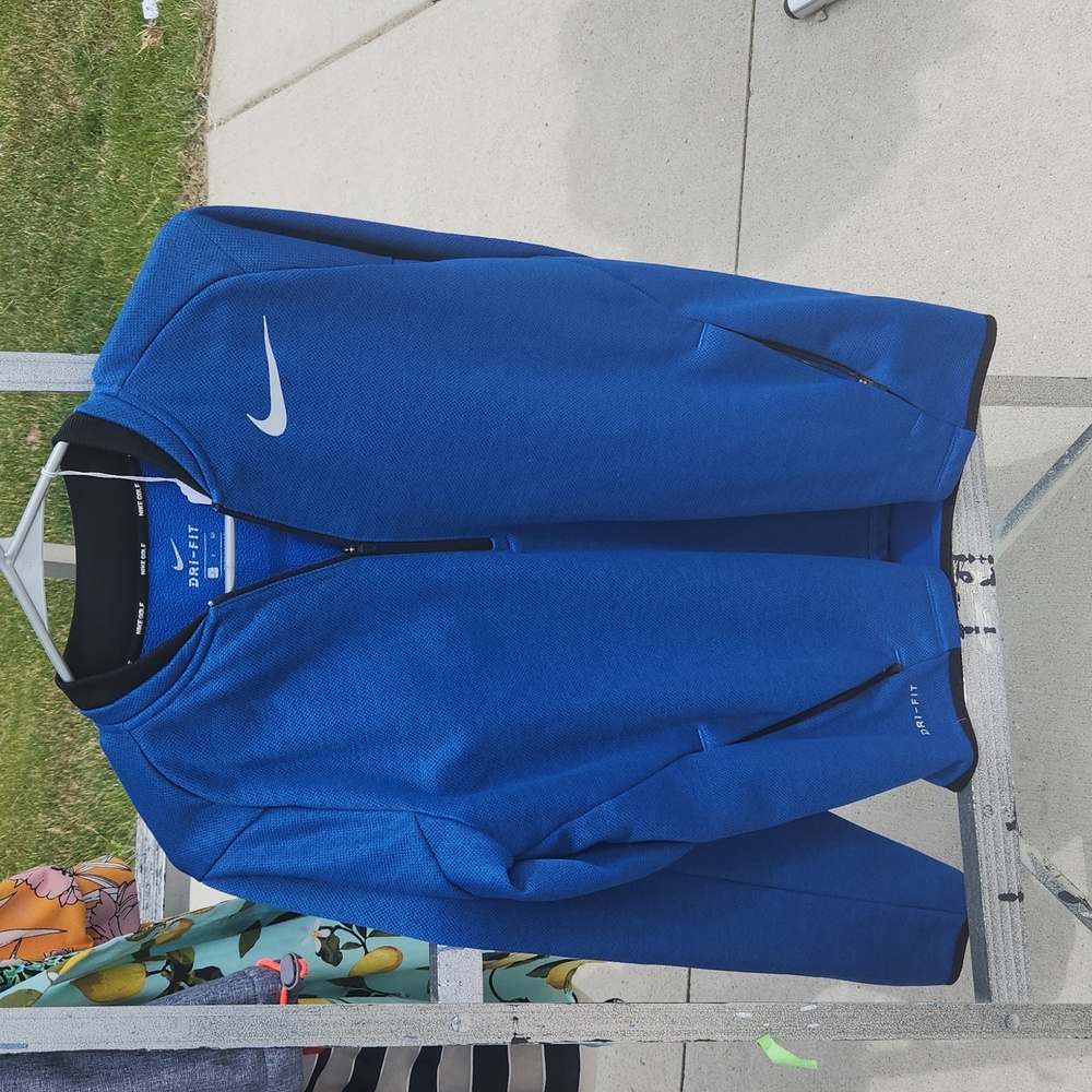 Nike Golf Top